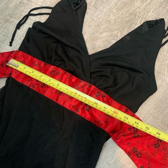 Vintage Up Front Y2K Black Asymmetrical Red Dress Medium Wrap - Picture 7 of 8
